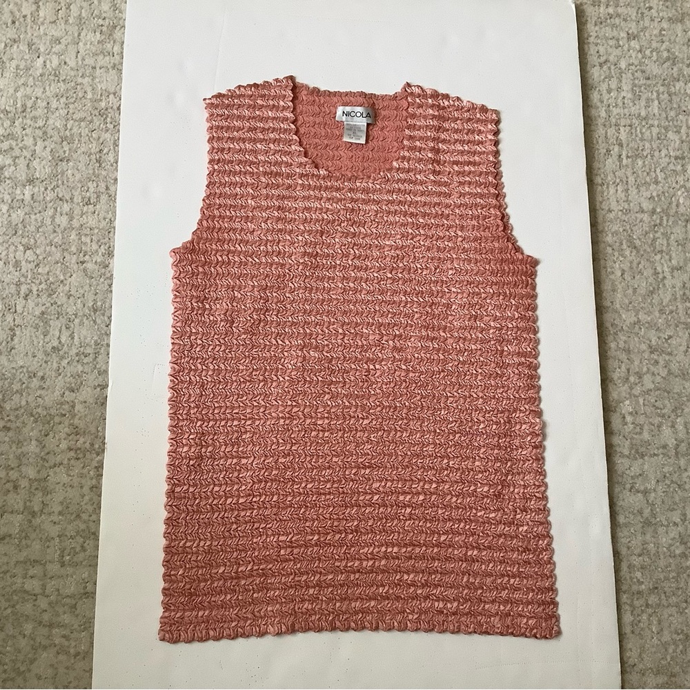NICOLA Peach-Colored Tank Top XL Stretchy